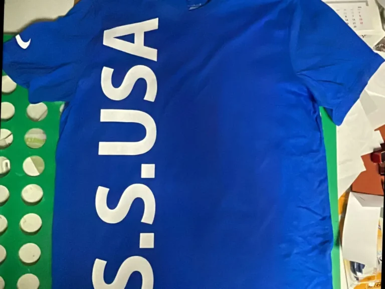 Niebieska koszulka sportowa z nadrukiem S-USA